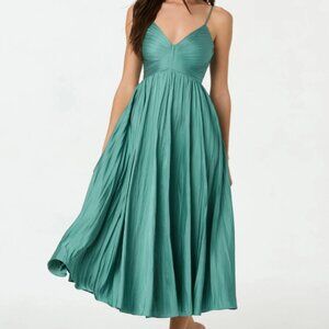 ASTR Maeve Pleated Midi Dress in Sage